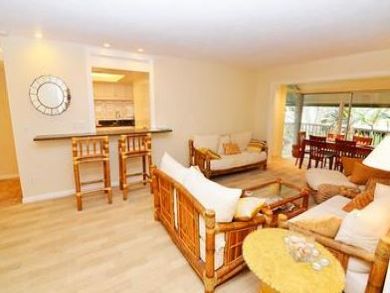 Three Bedroom Plus Den Vacation Condo in Siesta Key